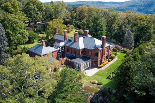 82 Lookout Rd, Tuxedo Park, NY, 10987-4035 | Card Image