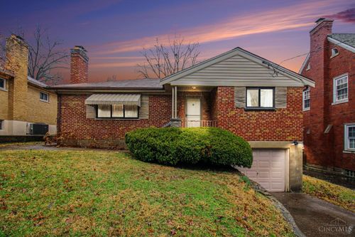 2938 Temple Ave, Cincinnati, OH, 45211-5810 | Card Image