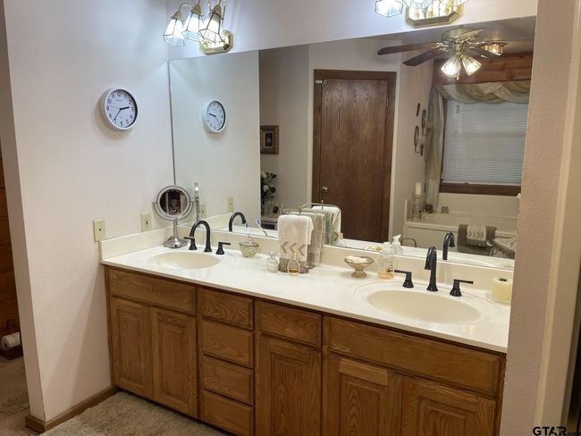 22233 County Road 223, House other with 4 bedrooms, 3 bathrooms and null parking in Arp TX | Image 20