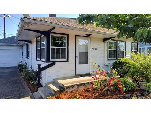 3003 E 24th St, Vancouver, WA, 98661-4658 | Card Image