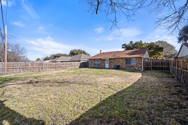 618 Live Oak Dr, House other with 3 bedrooms, 2 bathrooms and null parking in Mansfield TX | Image 25