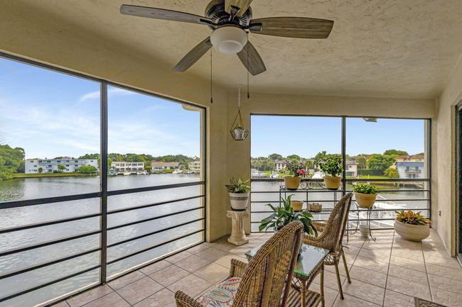 APT-316 - 313 Lake Cir, Condo with 2 bedrooms, 2 bathrooms and null parking in North Palm Beach FL | Image 7