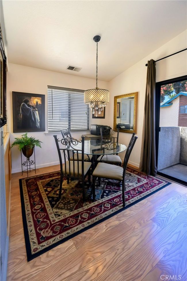 Dining Area | Image 5