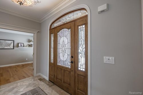 1550 Dakota Ct, Oxford, MI, 48371-6610 | Card Image