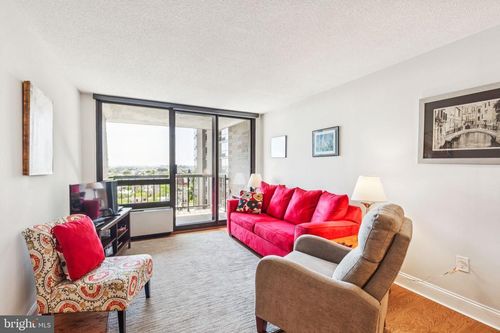 apt-1412b-233 S 6th St, PHILADELPHIA, PA, 19106-3754 | Card Image