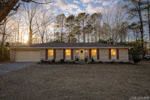 101 Jeffress Dr, Henderson, NC, 27537-6257 | Card Image