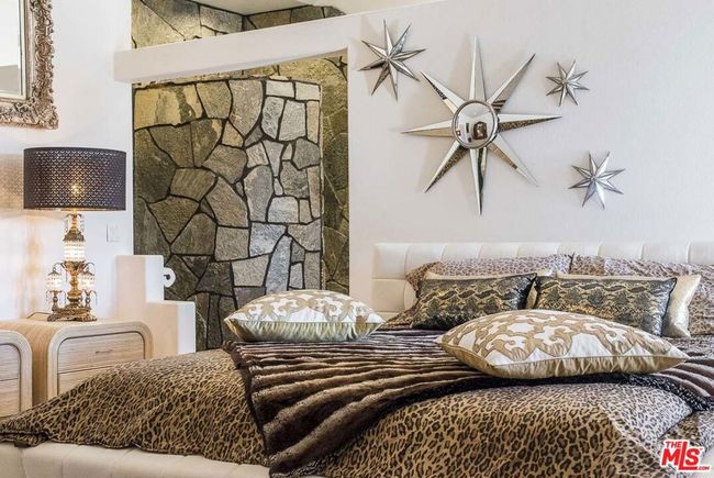 3569 Calmada Rd, House other with 6 bedrooms, 7 bathrooms and null parking in Pioneertown CA | Image 15