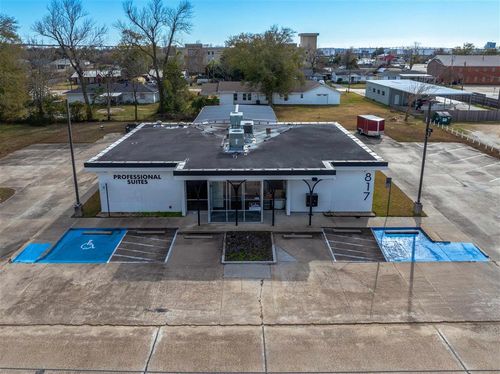 817 Mckinley St, Westlake, LA, 70669-5333 | Card Image