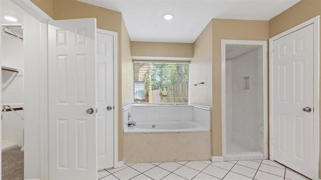 Primary bath | Image 19