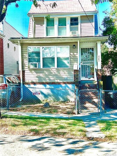 View of front of home | Image 1