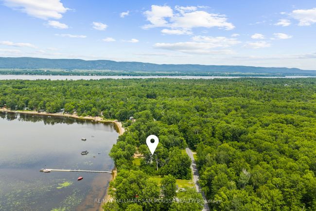 4350 Armitage Ave, House other with 3 bedrooms, 2 bathrooms and 6 parking in Dunrobin ON | Image 42