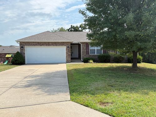 141 Jade Ct, Hollister, MO, 65672-5886 | Card Image