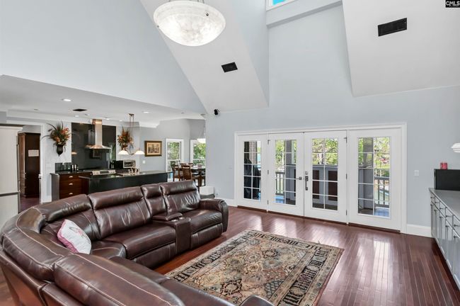808 Island Point Ln, House other with 5 bedrooms, 5 bathrooms and null parking in Chapin SC | Image 9
