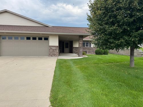 1724 Lower Trentwood Cir Ne, Willmar, MN, 56201-2267 | Card Image