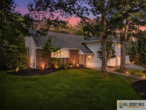 15 Moraine Road, Edison, NJ, 08820 | Card Image