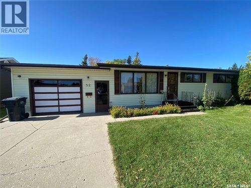 52 Canwood Cres, Yorkton, SK, S3N2T7 | Card Image