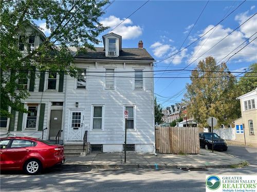 623 W Allen St, Allentown, PA, 18102-2350 | Card Image