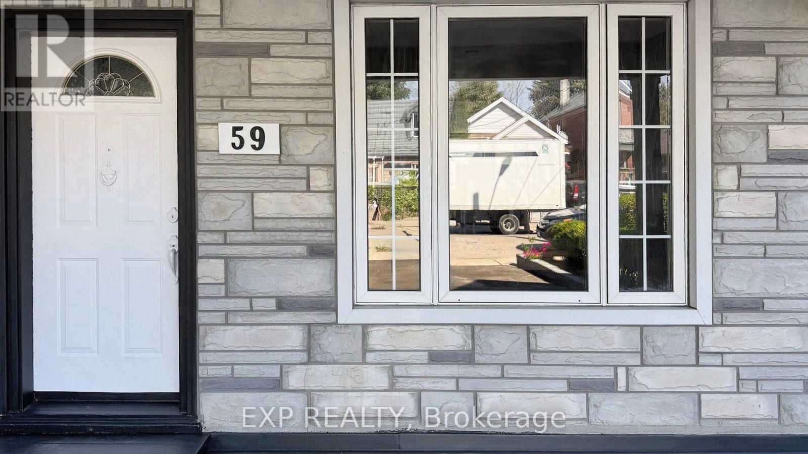 Residential in Toronto (Mimico) 3
