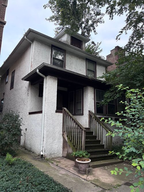 4445 N Whipple Street, Chicago, IL, 60625 | Card Image