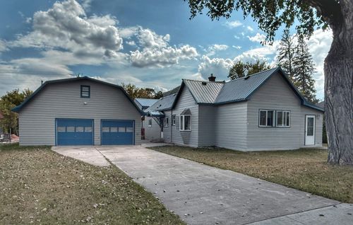 408 E Cleveland St, Sundance, WY, 82729-5090 | Card Image