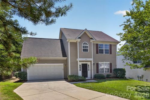634 Longacre Dr, Charlotte, NC, 28214-0003 | Card Image