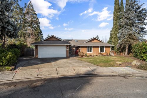 2583 Huntington Ln, Medford, OR, 97504-5159 | Card Image