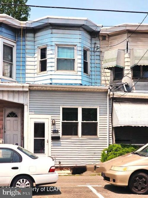 925 W Centre St, MAHANOY CITY, PA, 17948-2436 | Card Image