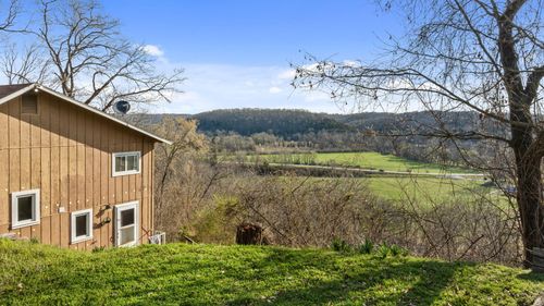 300 Summit Ln, Noel, MO, 64854-9342 | Card Image