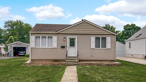733 2nd Ave, Morris, IL, 60450-1948 | Card Image