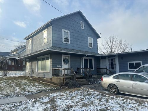 403 Nassau St W, East Canton, OH, 44730-1180 | Card Image