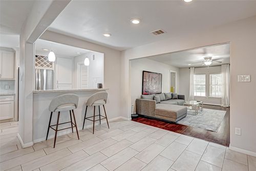 1639 Walton St, Houston, TX, 77009-2525 | Card Image