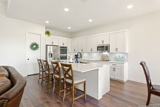 155 Restless Wind, House other with 4 bedrooms, 3 bathrooms and null parking in Spring Branch TX | Image 9