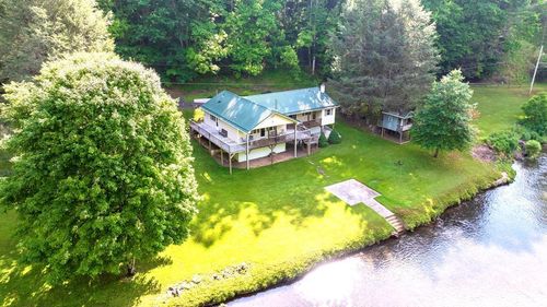 303 Creekside Dr, Dugspur, VA, 24325-3628 | Card Image