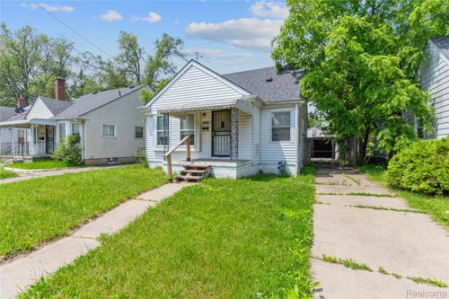 18961 Pierson St, Detroit, MI, 48219-2517 | Card Image