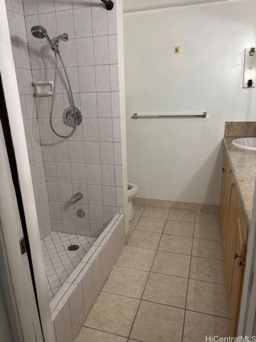 909-1655 Makaloa St, Honolulu, HI, 96814-3910 | Card Image