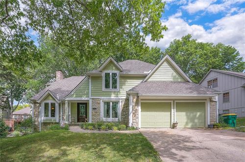 12432 Lamar Ave, Overland Park, KS, 66209-2703 | Card Image