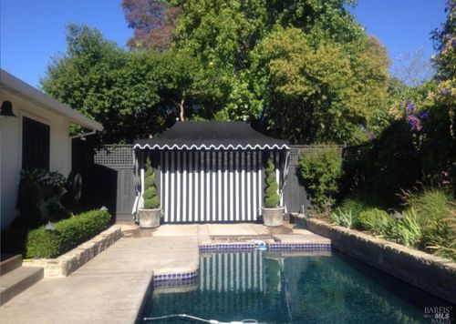 1818 Spring Mountain Court, St. Helena, CA, 94574 | Card Image