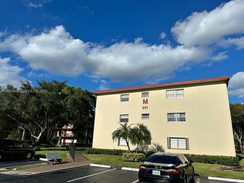 apt-314m-251 Sw 134th Way, Pembroke Pines, FL, 33027-1651 | Card Image