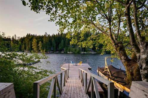 2717 West Shawnigan Lake Rd, Shawnigan Lake, BC, V8H2E3 | Card Image