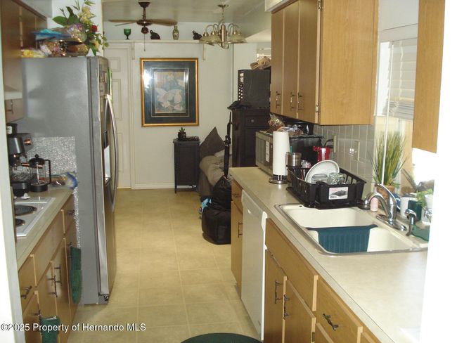 12132 Norvell Rd, House other with 2 bedrooms, 2 bathrooms and null parking in SPRING HILL FL | Image 5