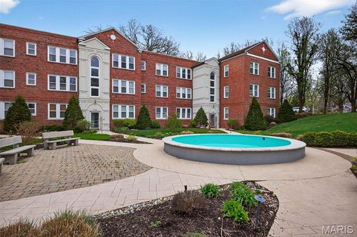 22-7745 Kingsbury Blvd, Saint Louis, MO, 63105-3848 | Card Image