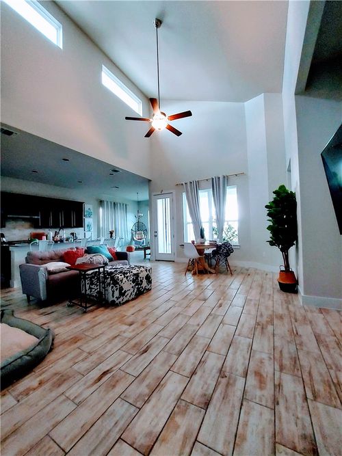 11308 Saddlebred Trl, Manor, TX, 78653-2316 | Card Image