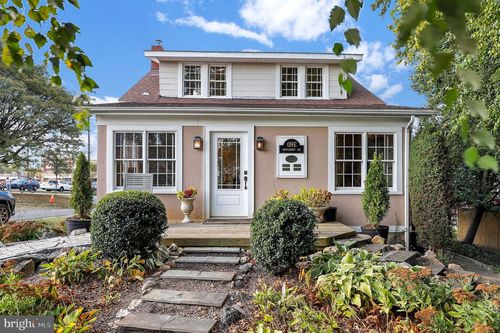 1 Montgomery Ave, GAITHERSBURG, MD, 20877-2709 | Card Image