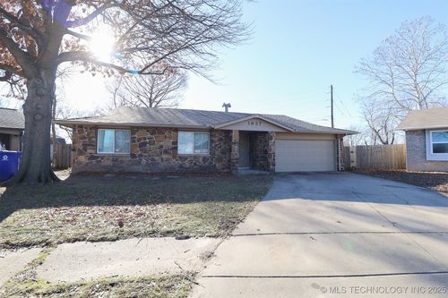 1937 W Toledo Court, Broken Arrow, OK, 74012 | Card Image