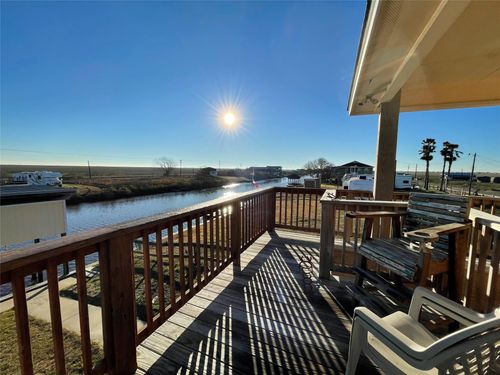 cr299-239 County Road 299, Sargent, TX, 77414-4086 | Card Image