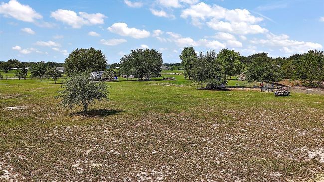 8507 Strawberry Fields Ct, House other with 4 bedrooms, 2 bathrooms and null parking in HOWEY IN THE HILLS FL | Image 11