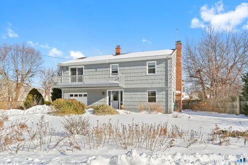 9 Spriteview Ave, Westport, CT, 06880-6933 | Card Image