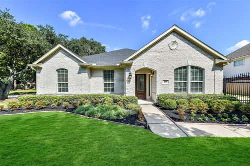 201 Rustic Oaks Dr, League City, TX, 77573-1775 | Card Image