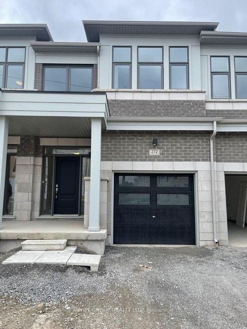 272 Okanagan Path, Oshawa, ON, L1H0A7 | Card Image