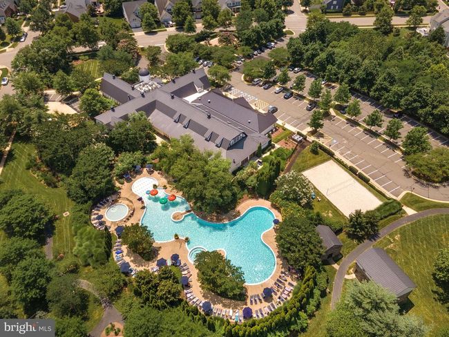 19101 Icehouse Ter, Townhouse with 3 bedrooms, 4 bathrooms and null parking in Lansdowne VA | Image 63